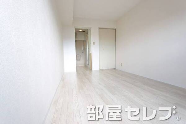 一人暮らしにちょうどいいサイズのお部屋です。