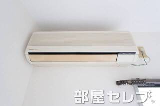エアコン1台付いています。