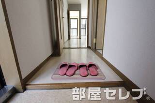 玄関からみても綺麗ですね。