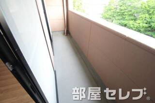 広々バルコニーです（301号室）。