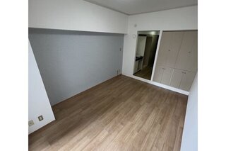 606号室の写真引用。