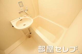 お風呂もきれいにしています。