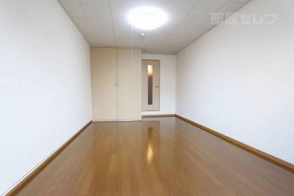 自分だけの素敵なお部屋にしましょう