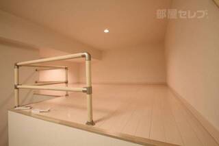 趣味部屋としても利用できる大きなロフトです　