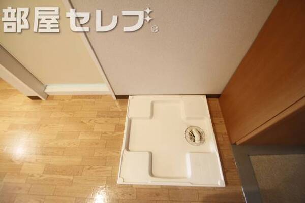 洗濯機はこちらへ。