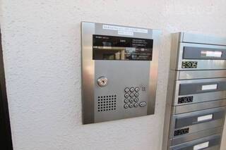 オートロック付きです。