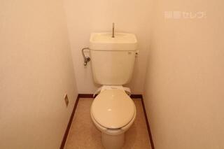 清潔感のあるトイレです。