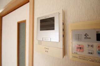 ＴＶモニター付きで来客者が確認できます。イメージ写真