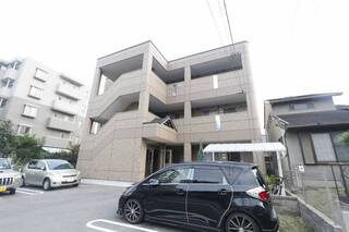 どっしりとした外観。