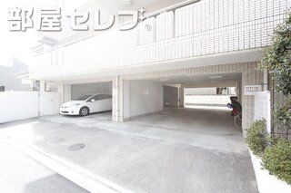 エントランス。