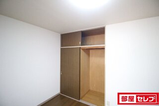 北側洋室のクローゼットです。