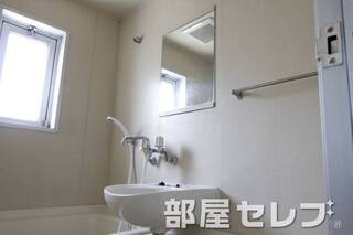 使い勝手のよい洗面台です。
