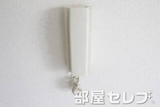 インターホンあります。