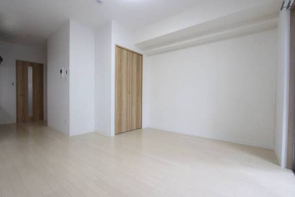 明るいお部屋です
