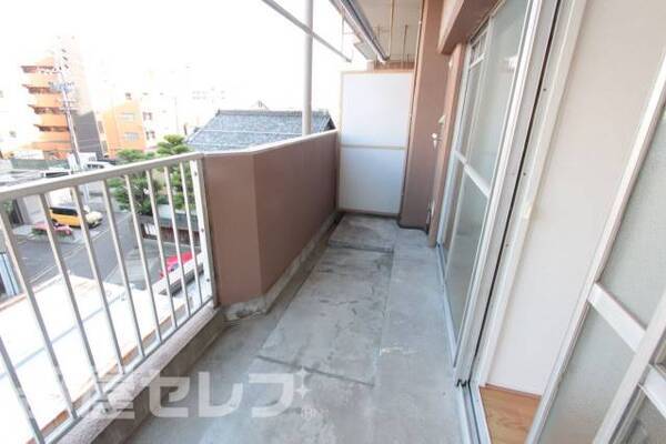 301号室内装写真　リノベーション間取り