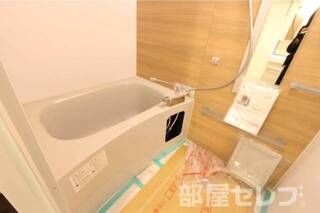 ※202号室の写真を流用しています。