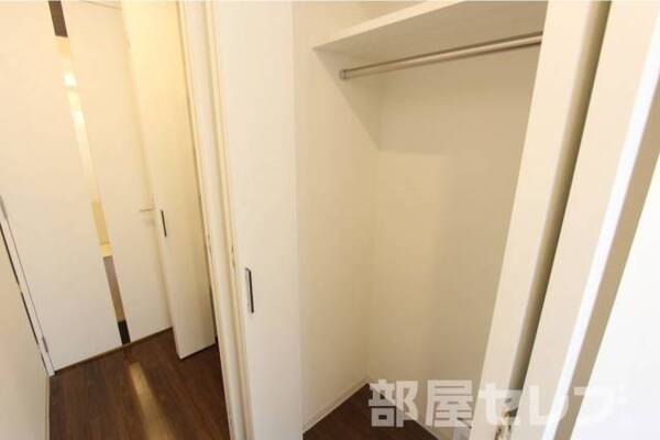※202号室の写真を流用しています。