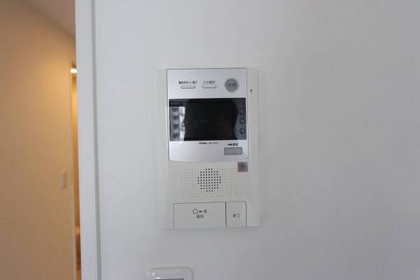 オートロックセキュリティ付きの物件です。