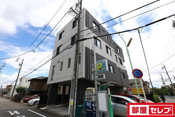 オシャレなデザインの外観です。
