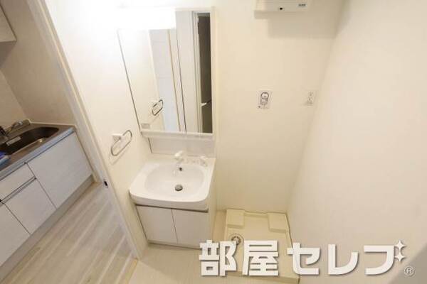 洗髪洗面化粧台いいですね。