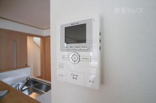 TVモニターホンで来客時も確認できます。