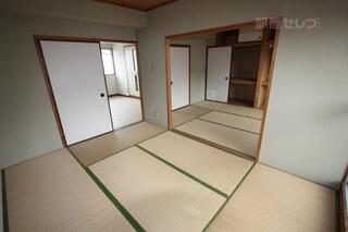 落ち着く和室のお部屋。