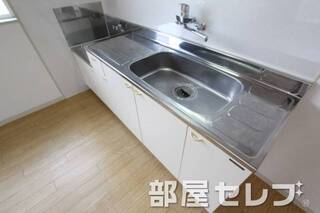 ２口ガスコンロ置けます。他号室の写真です。