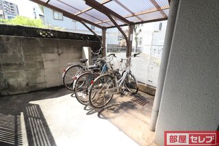 自転車もきちんと並べられております