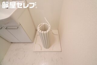 ※101号室内装写真参照