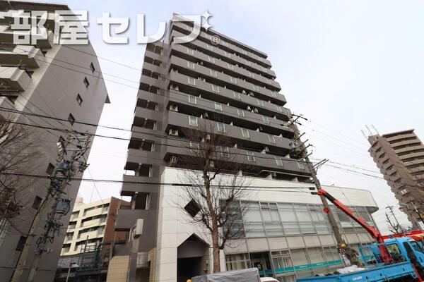 高層マンション。