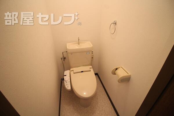 考えごとでも。（イメージ写真）