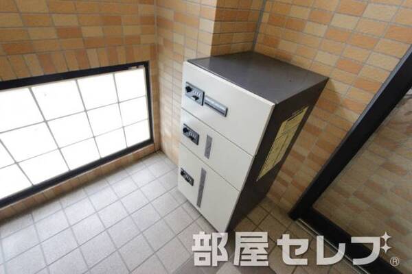 宅配ＢＯＸ。