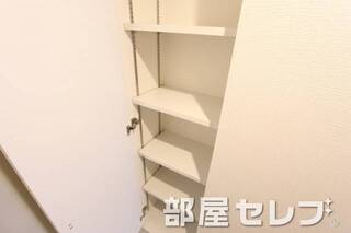 シューズボックスで玄関スッキリ