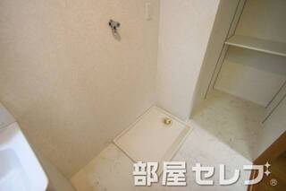 室内洗濯機置き場。