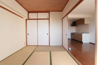 和室も一室ございます。