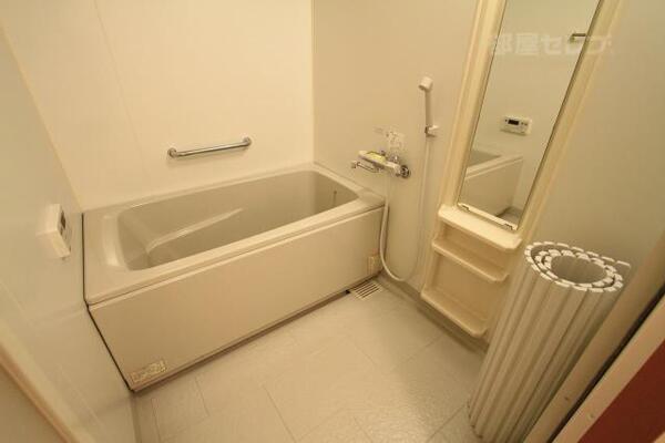 反転タイプのお部屋の写真です。