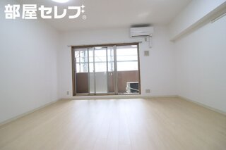 正方形に近いお部屋は使いやすいですよ
