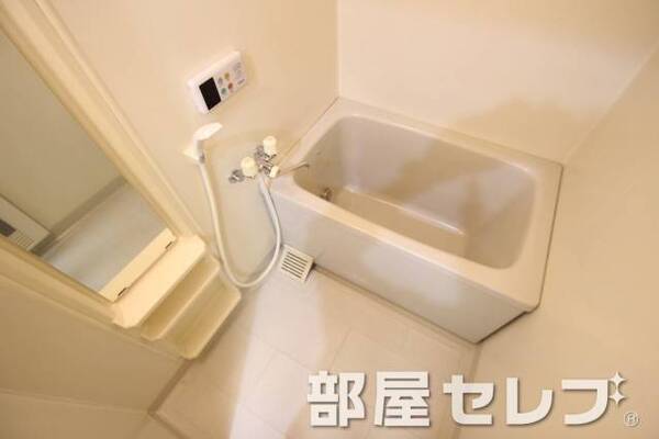 おふろもキレイにしています。