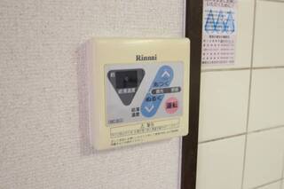 給湯用のコントローラー　台所で操作できます