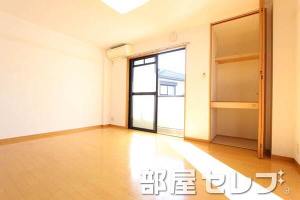 広々としたリビングです。