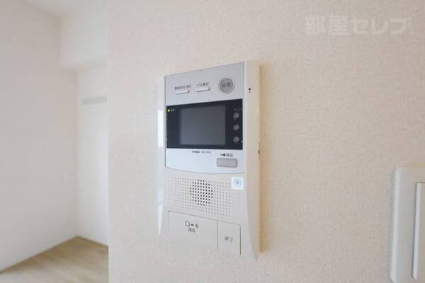階数によって色味が違う可能性があります。