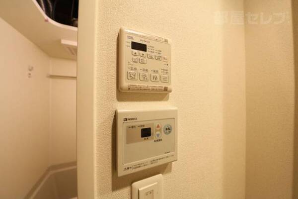 階数によって色味が違う可能性があります。