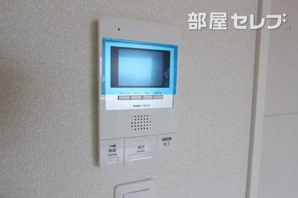 1001号室の写真になります。反転です。