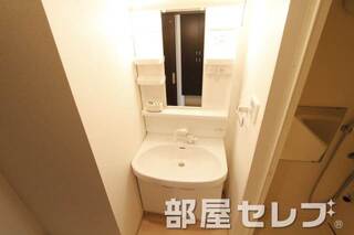 洗髪洗面化粧台いいですね。