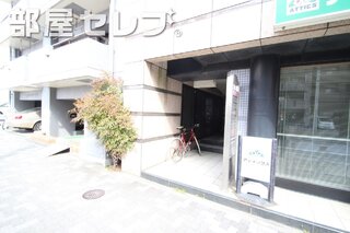エントランスも綺麗。