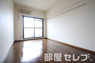 8帖の広々としたお部屋です。