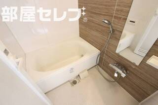 浴槽写真です。追炊き機能もあっても快適です。