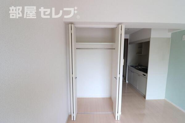 四角形で使いやすいですよ。