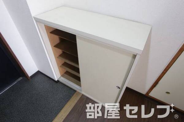 ※他号室の写真です