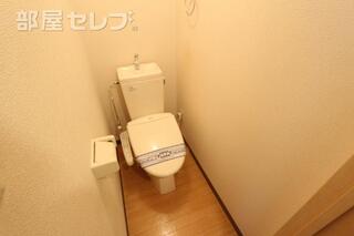 ウォシュレット付きです